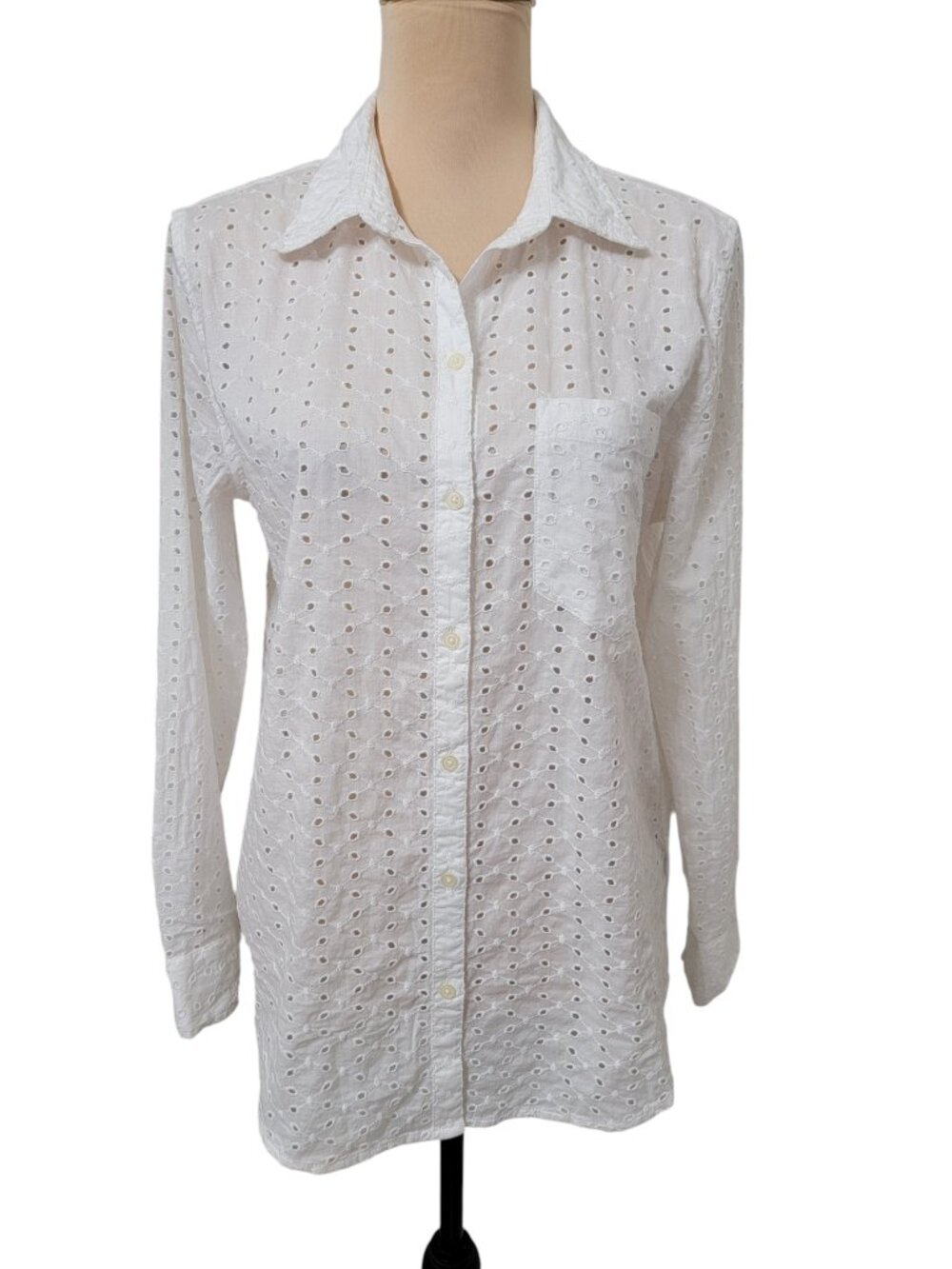 GAP Size S White Eyelet Long Sleeve Button Down Shirt, NEW with Tag